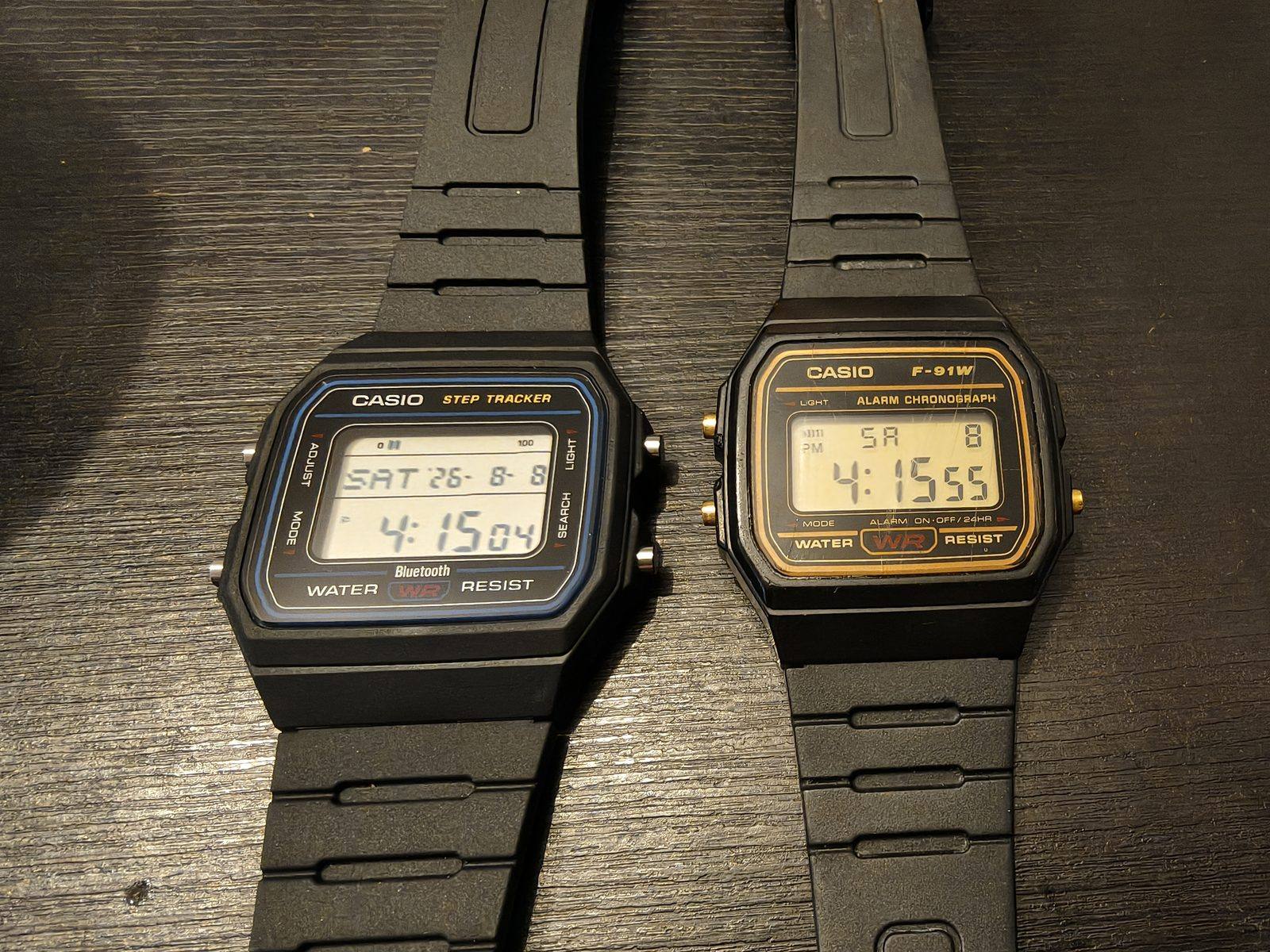 【実機レビュー】CASIO F-B100Wが届いた！F-91Wとサイズ・使用感を徹底比較